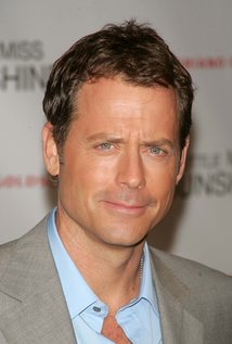 gregkinnear.jpg