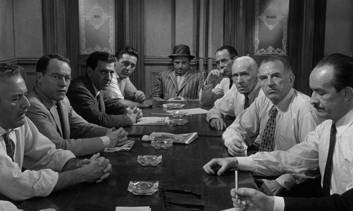 12 ANGRY MEN